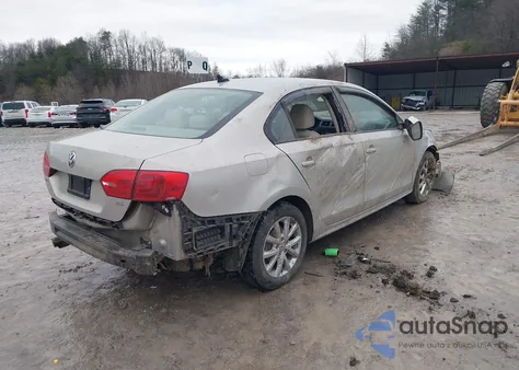 2011 Volkswagen Jetta 2.5L Se from USA, damaged, VIN 3VWDX7AJ5BM110830
